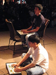 JWong and SooMighty play MvC2 on the Evo2k6 stage